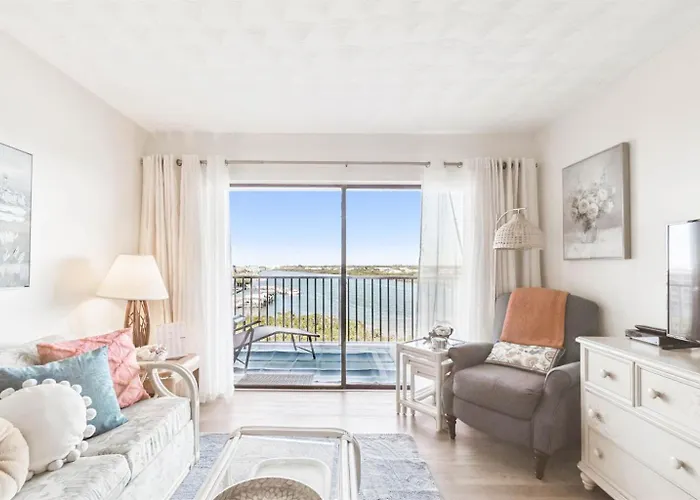 Charming Waterview 6 Min Wlk To Beach! *