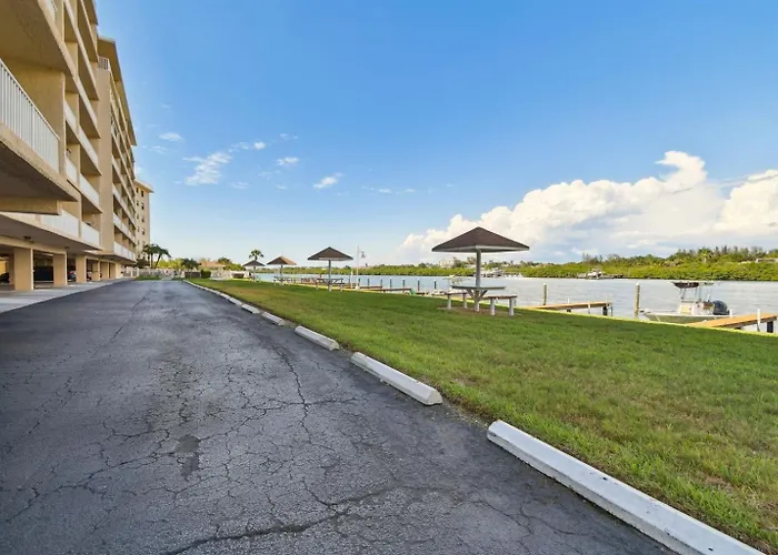 Apartamento Charming Waterview 6 Min Wlk To Beach!