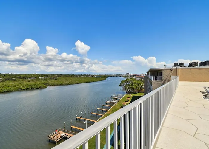 Charming Waterview 6 Min Wlk To Beach! Apartamento
